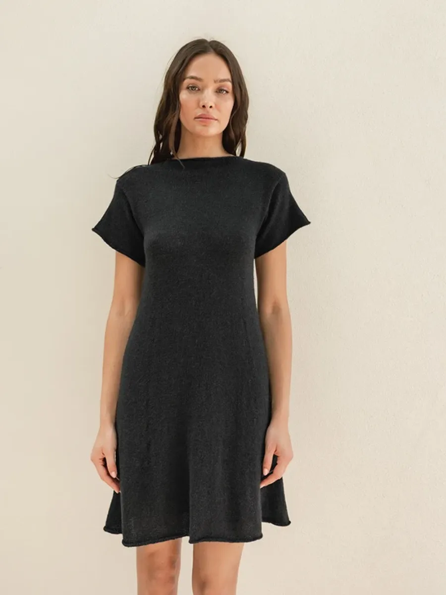 2504 Sommerstrikk / Nr. 7 MILLY DRESS